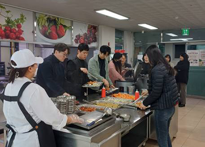 인천 요양원 급식 업체, DK푸드가 전하는 위생과 맞춤 식단의 중요성